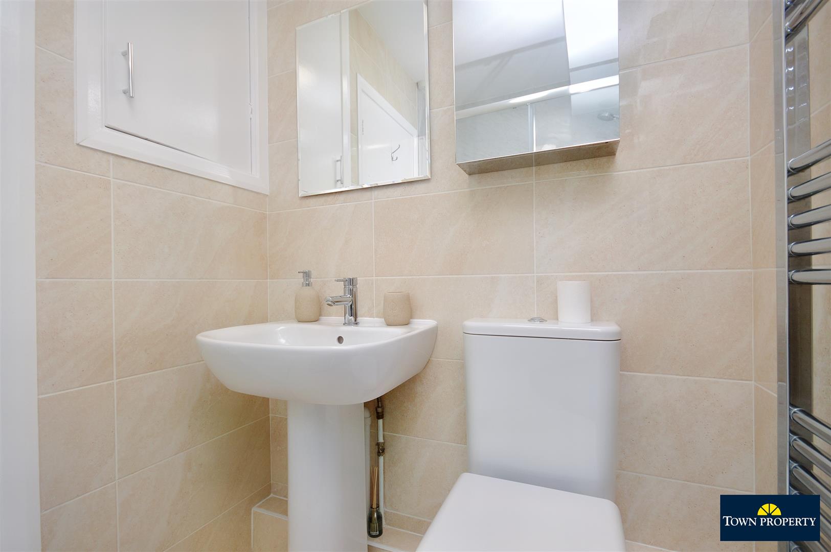 Property Details for Silverdale Road Eastbourne East Sussex BN20 7AQ